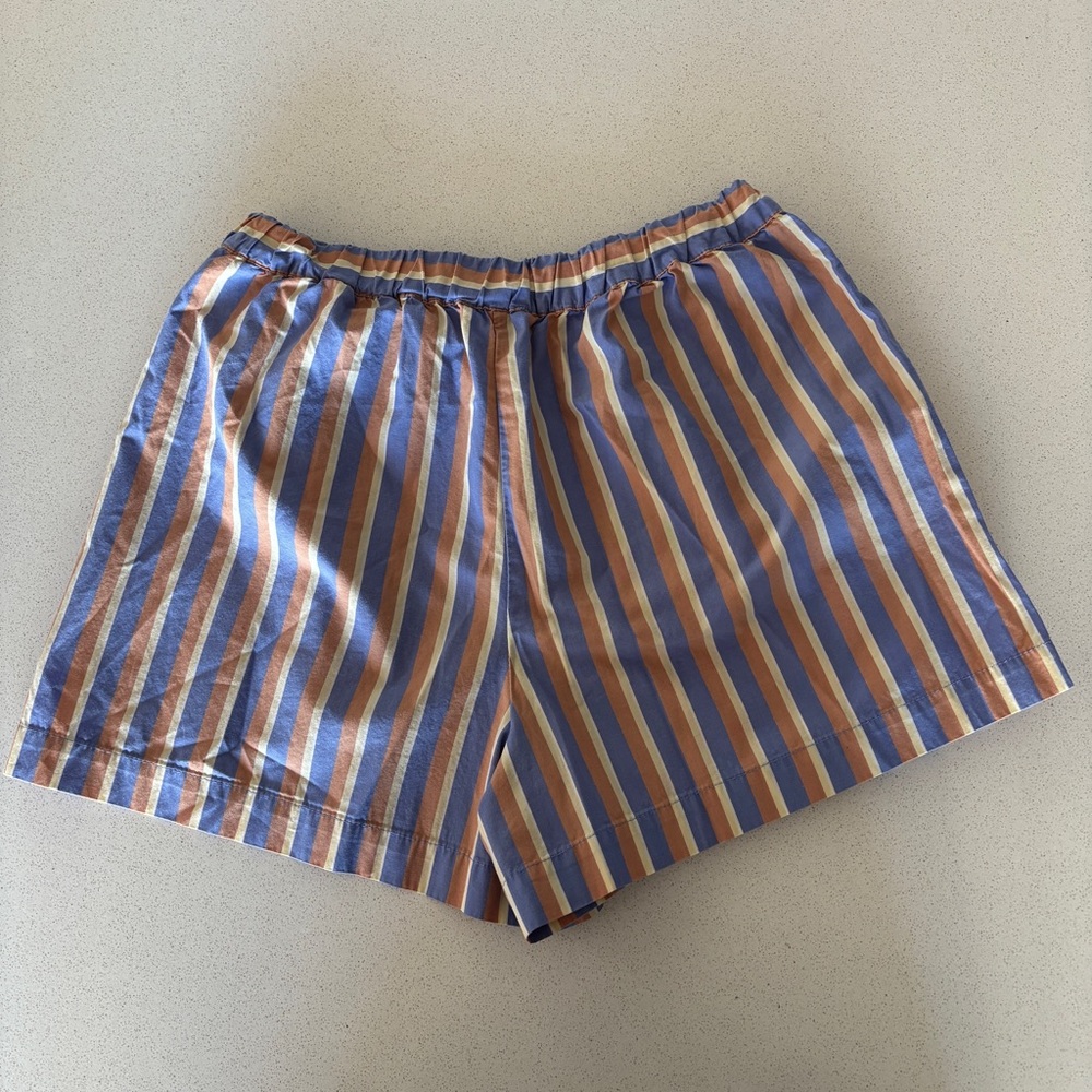 Aritzia Wilfred Free Striped Shorts - Picture 3 of 3